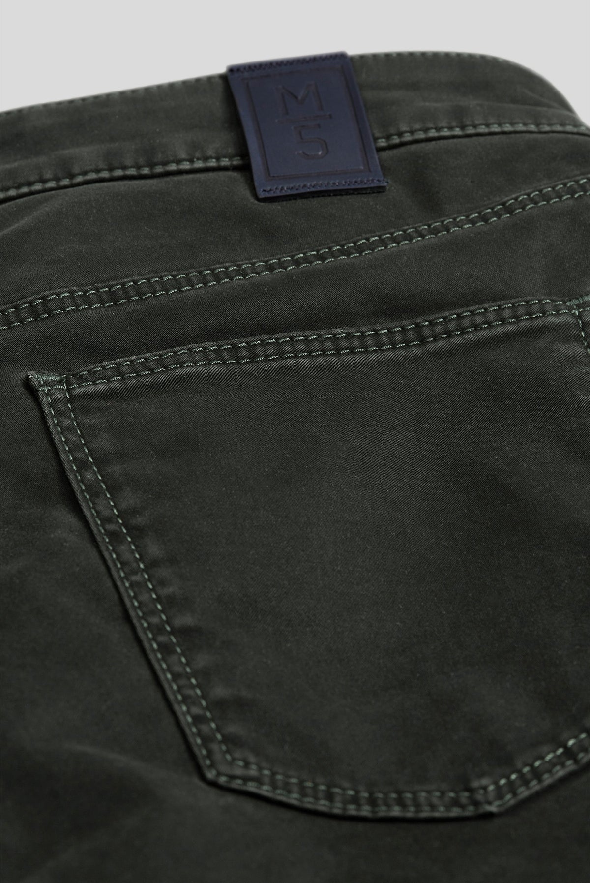 SLIM 9-6106 HIGH PERFORMANCE SATIN