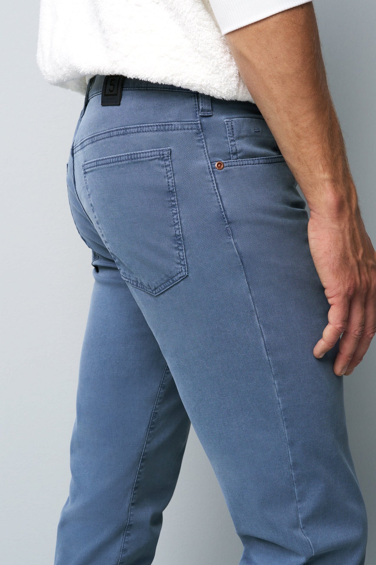 SLIM 9-6186 HIGH PERFORMANCE MICRO STRUCTURE