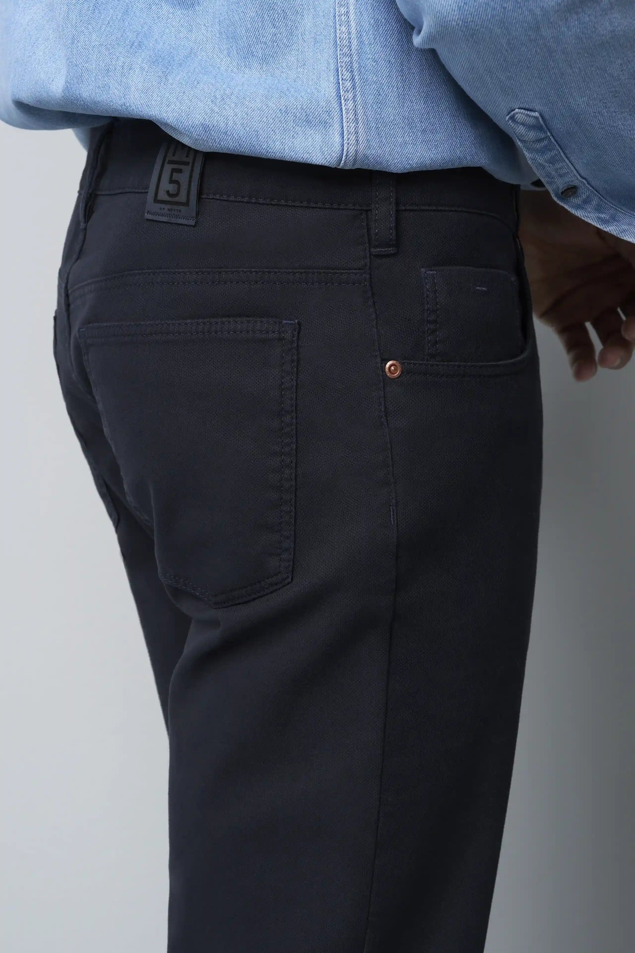 FIVE 9-6186 HIGH PERFORMANCE MICRO STRUCTURE
