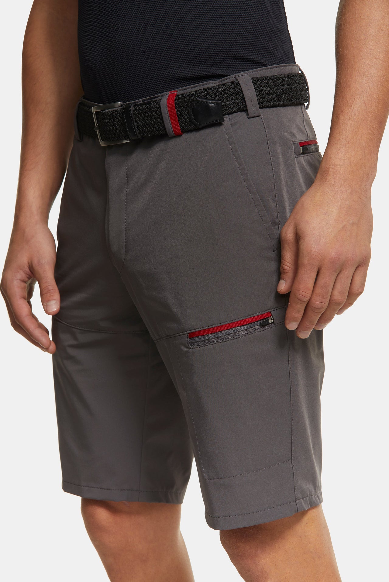 B-Arran 1-8070 ACTIVE • SHORT