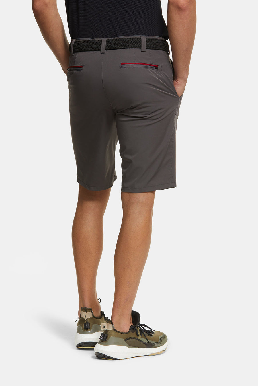 B-Arran 1-8070 ACTIVE • SHORT