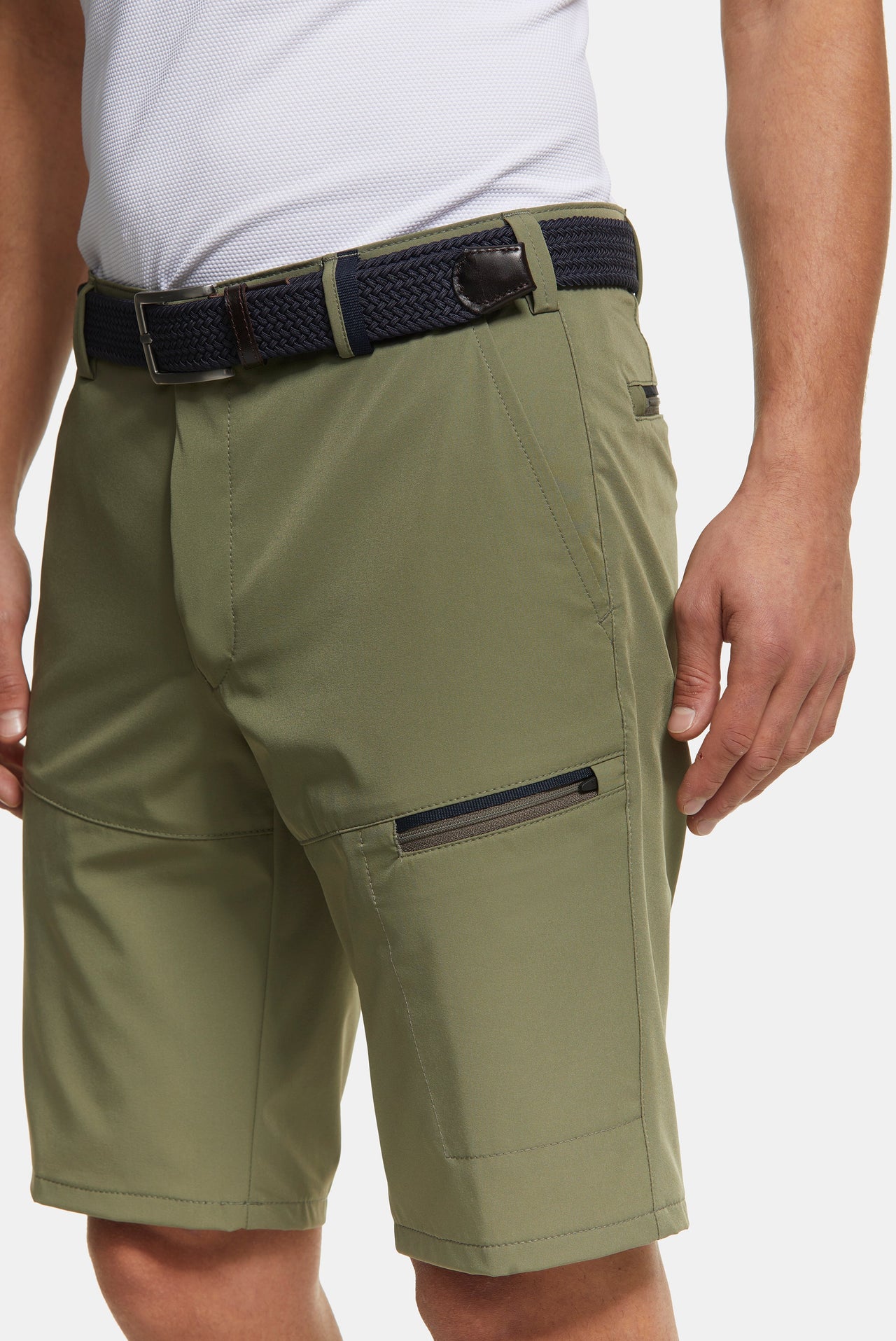 B-Arran 1-8070 ACTIVE • SHORT