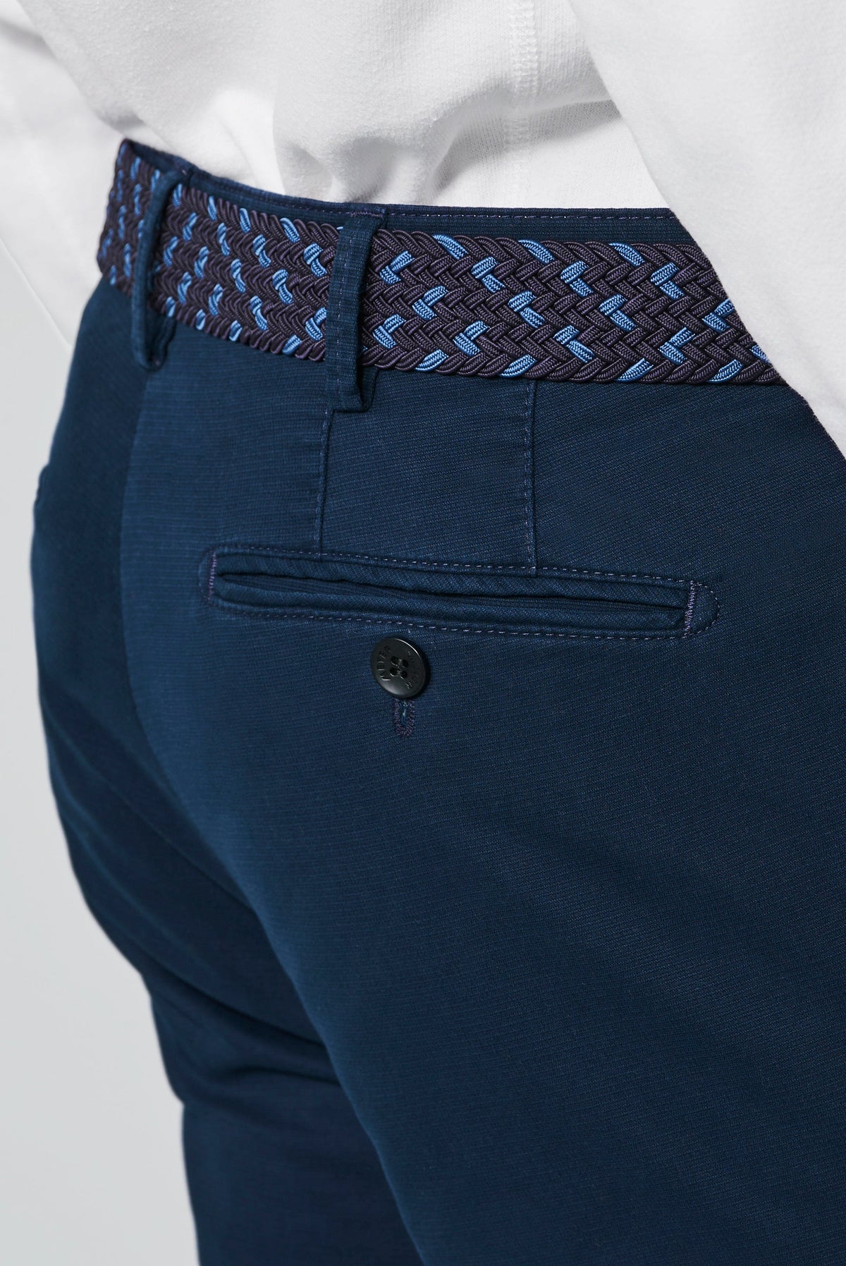 Bonn 1-3024 MICRO STRUCTURE ∙ CHINO