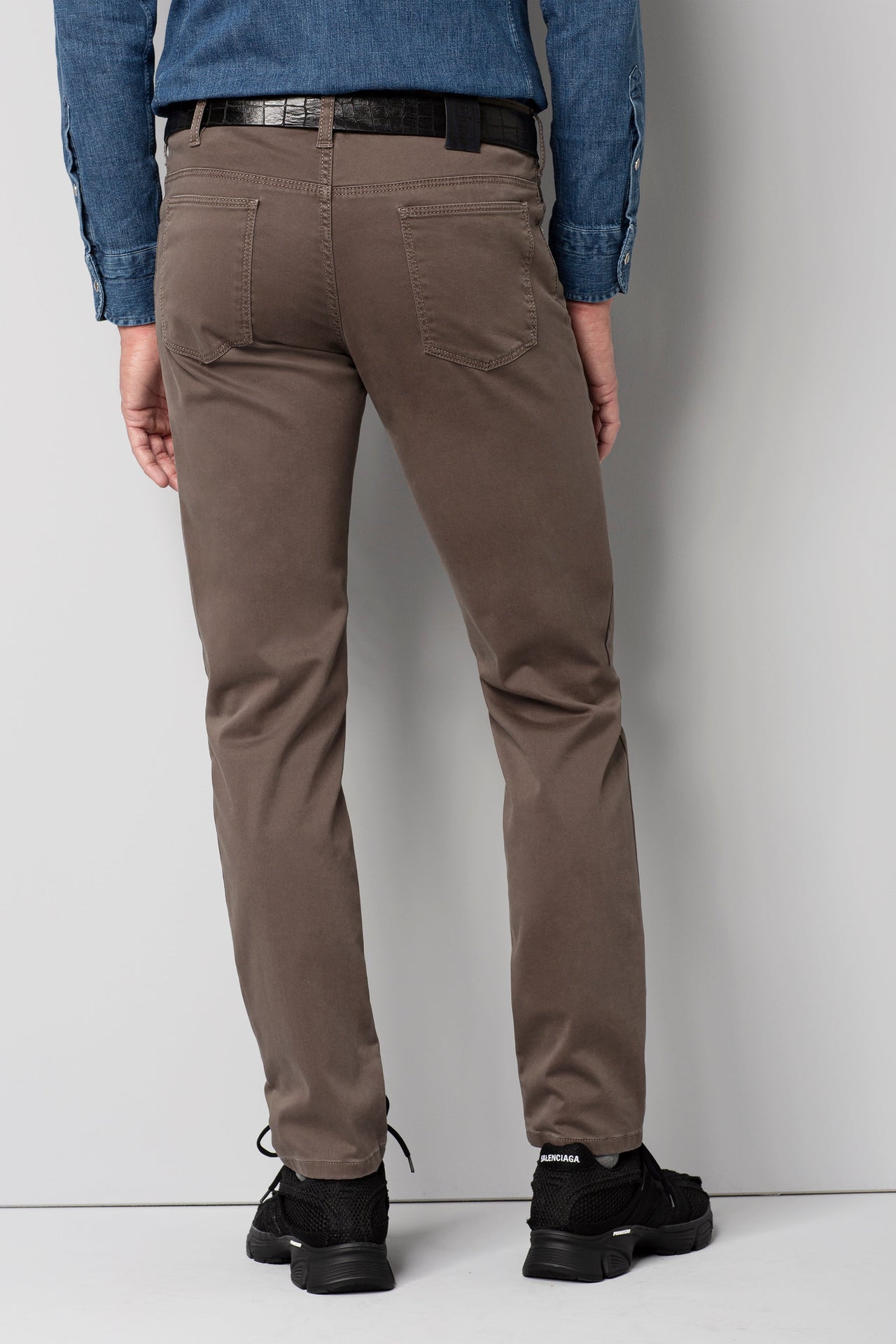 SLIM 9-6106 HIGH PERFORMANCE SATIN