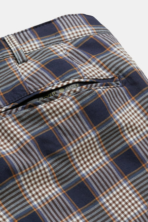 B-St. Andrews 1-8072 PRINCE OF WALES • GOLF SHORTS