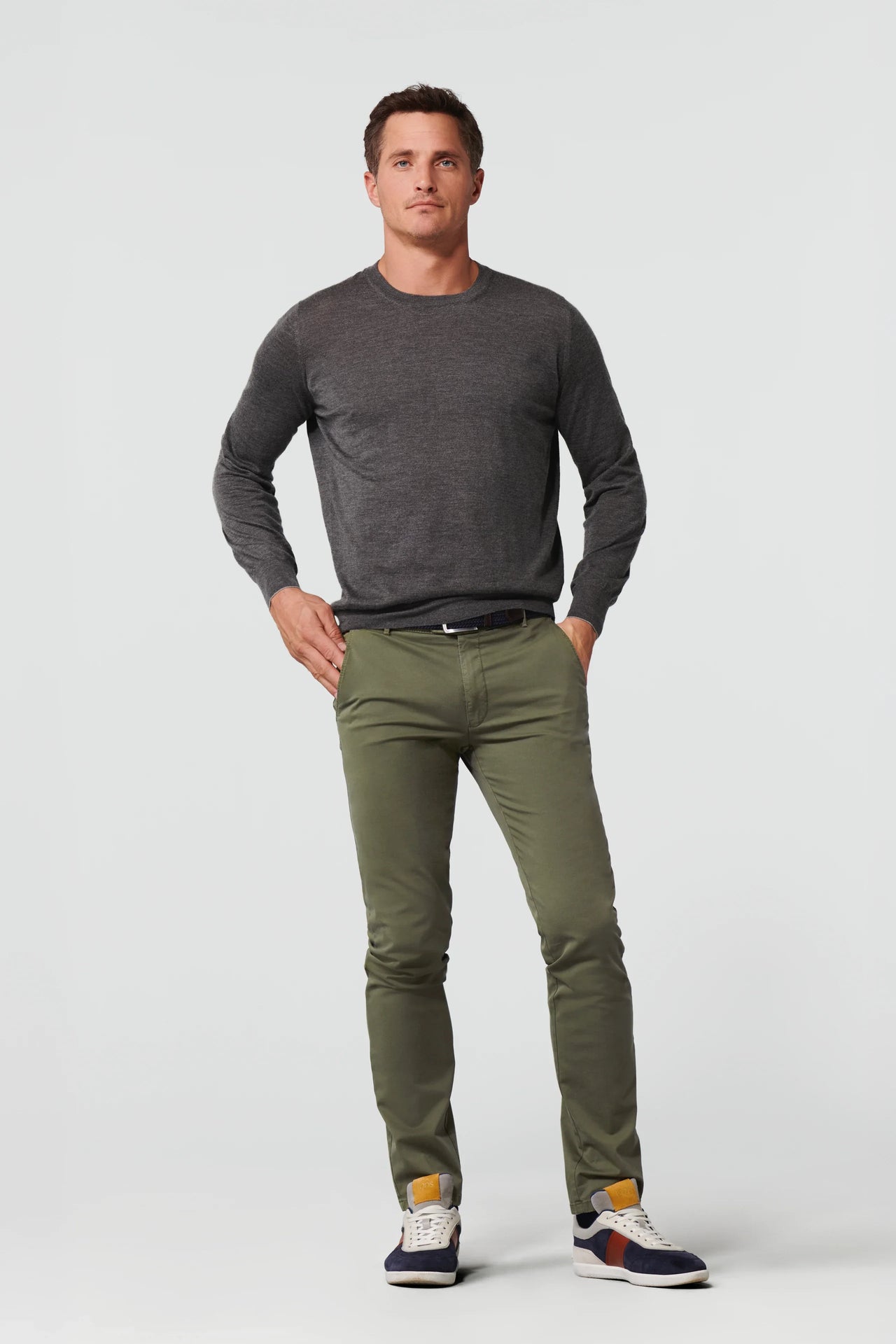 Bonn 9-3004 MODERN CHINO