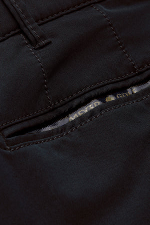 B-St. Andrews 9-8030 SUPIMA COTTON SATIN, SUPER-STRETCH