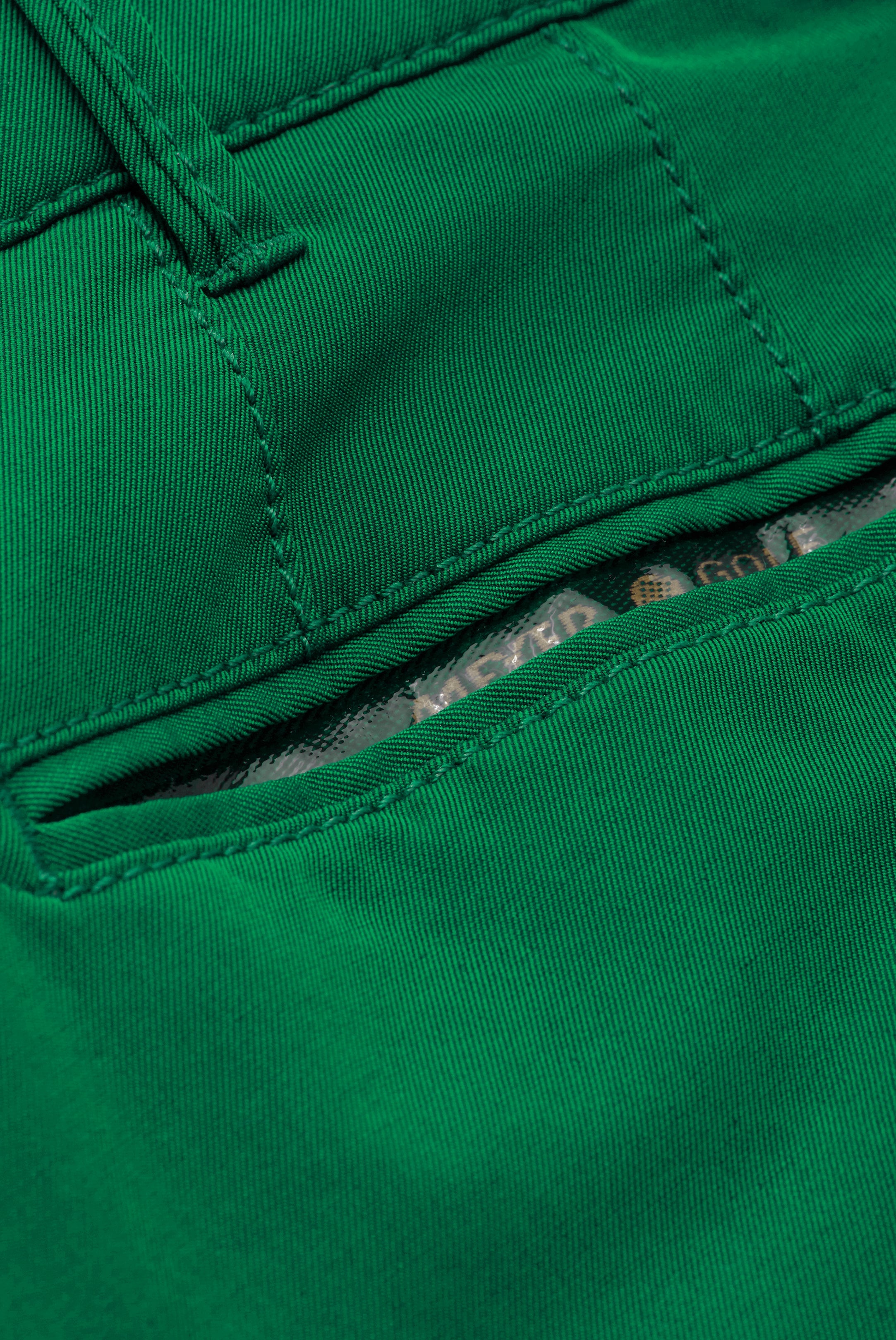 B-St. Andrews 9-8030 SUPIMA COTTON SATIN, SUPER-STRETCH